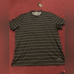 Calvin Klein tshirt